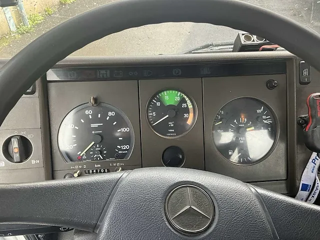Takelwagen mercedes ecoliner met schuifplateau en laadkraan - 1997 - afbeelding 7 van  35