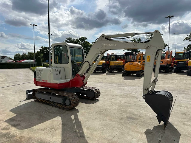Takeuchi - 2010 - tb150c - midigraafmachine - afbeelding 23 van  32