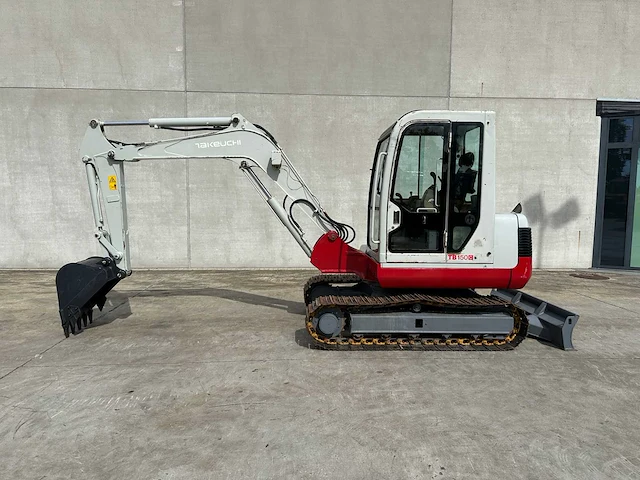 Takeuchi - 2010 - tb150c - midigraafmachine - afbeelding 30 van  32