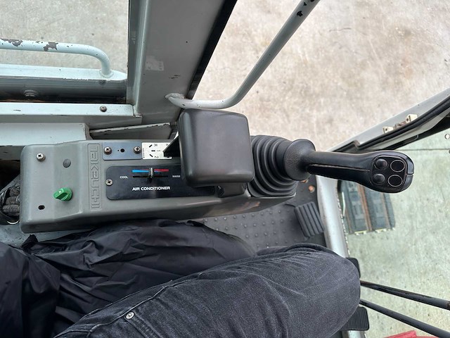 Takeuchi - tb160c - midigraafmachine - afbeelding 29 van  38