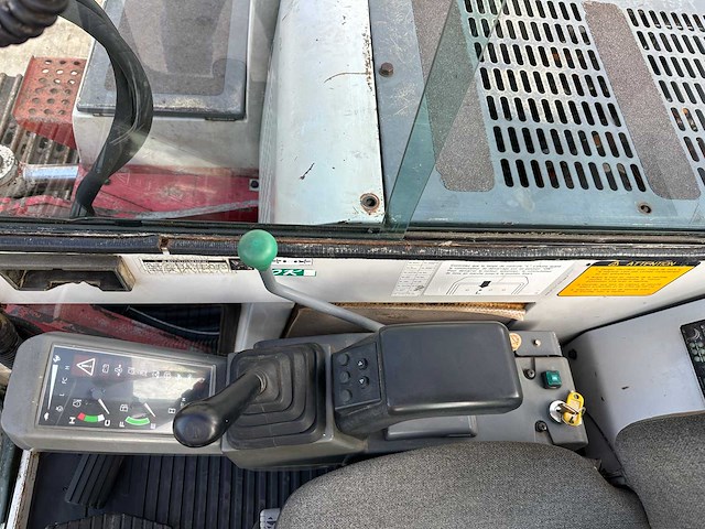 Takeuchi - tb175 - midigraafmachine - afbeelding 28 van  37