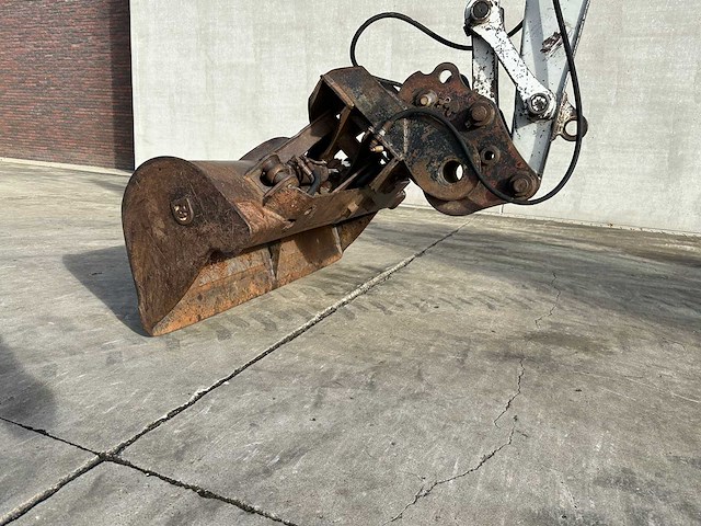 Takeuchi - tb175 - midigraafmachine - afbeelding 36 van  37