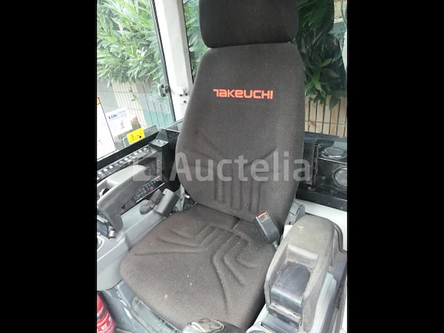 Takeuchi minigraafmachine tb257fr - afbeelding 19 van  37