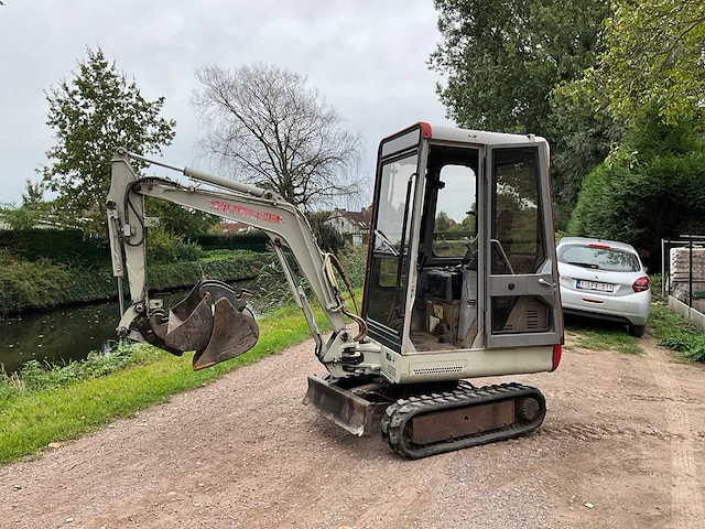 Takeuchi tb015 minigraafmachine - afbeelding 19 van  21