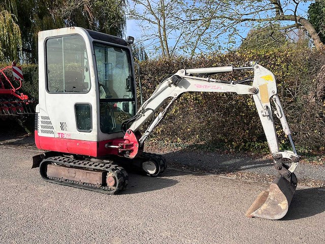 Takeuchi tb016 minigraafmachine - afbeelding 1 van  6