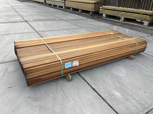 Tali - tali terrasplanken 2,70m (176x) - afbeelding 1 van  4