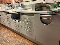 Tandarts apparatuur kast met schuiven - afbeelding 2 van  3