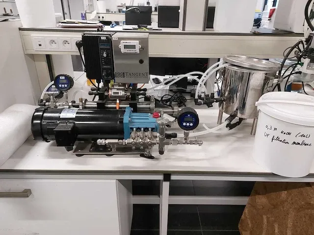 Tangent - ro filtratie - labo piloot filtratie opstelling ro mini tangent - afbeelding 2 van  2