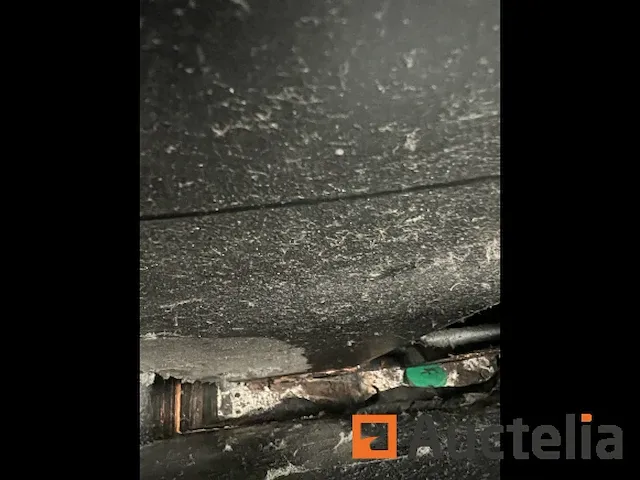 Tank enkele wand staal + opvangbak, 2400l capaciteit - afbeelding 1 van  6