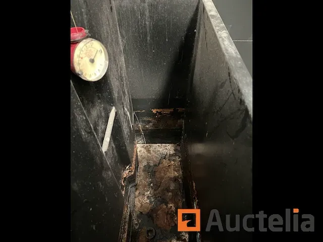 Tank enkele wand staal + opvangbak, 2400l capaciteit - afbeelding 2 van  6