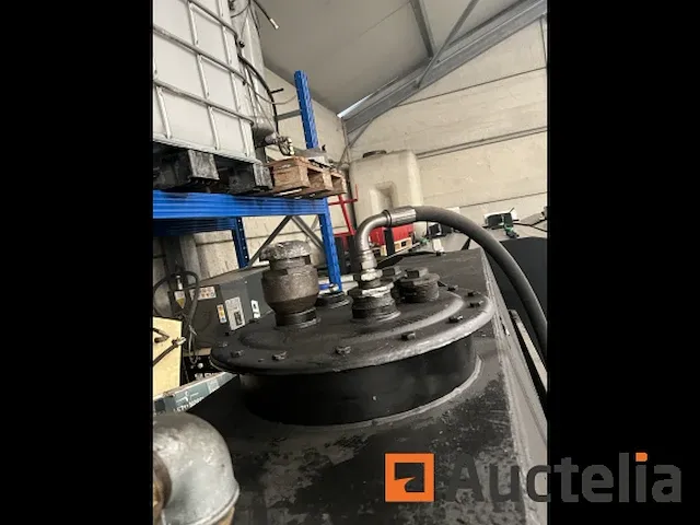 Tank enkele wand staal + opvangbak, 2400l capaciteit - afbeelding 2 van  4