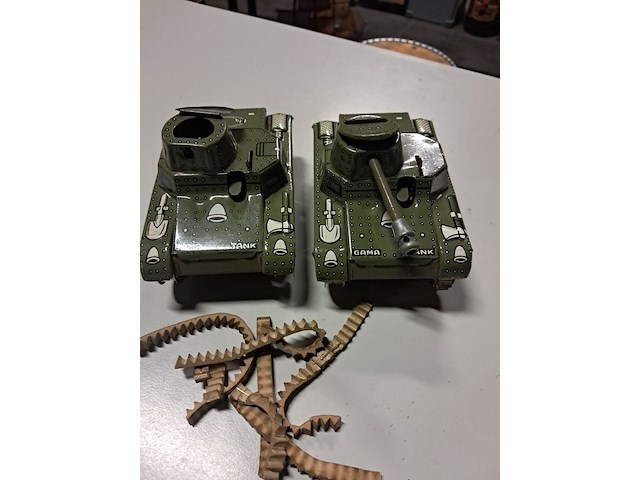 Tank in blik gama - afbeelding 1 van  5