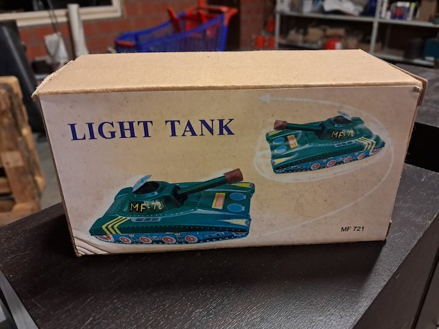 Tank in blik - afbeelding 1 van  4