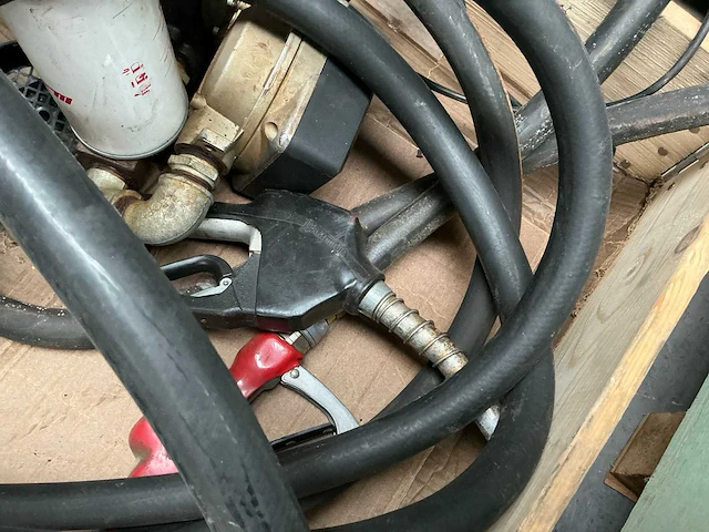 Tank station equipment (3x) - afbeelding 2 van  5