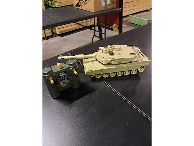 Tank telegeleid - afbeelding 1 van  5