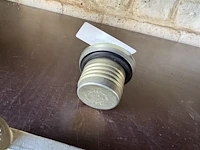 Tankdop 911 - afbeelding 2 van  2