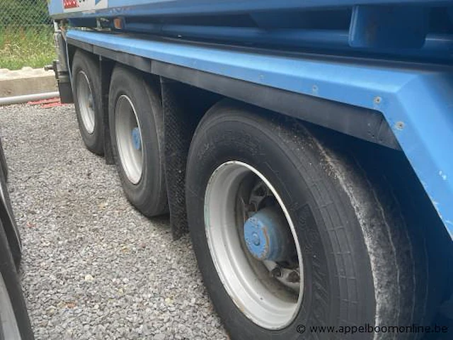Tankwagen ekw, roc 39t 3b, 1e inschr. 04/03/1999, ya9tla34098175067 inhoudend plm 20,000 liter rode mazout - afbeelding 3 van  18