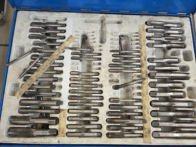 Tap en draadsnij set - afbeelding 2 van  3