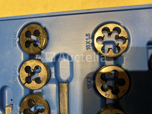 Tap en snij set 110-delig metrisch tungsten staal - afbeelding 3 van  9