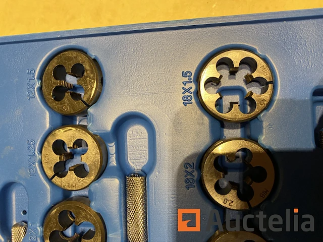 Tap en snij set 110-delig metrisch tungsten staal - afbeelding 4 van  9
