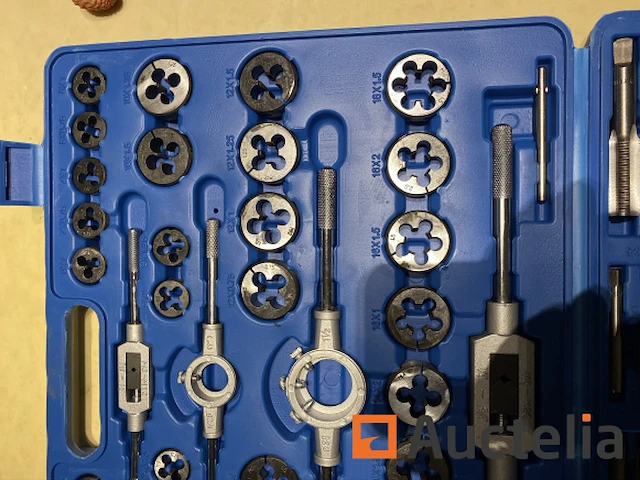 Tap en snij set 110-delig metrisch tungsten staal - afbeelding 9 van  9