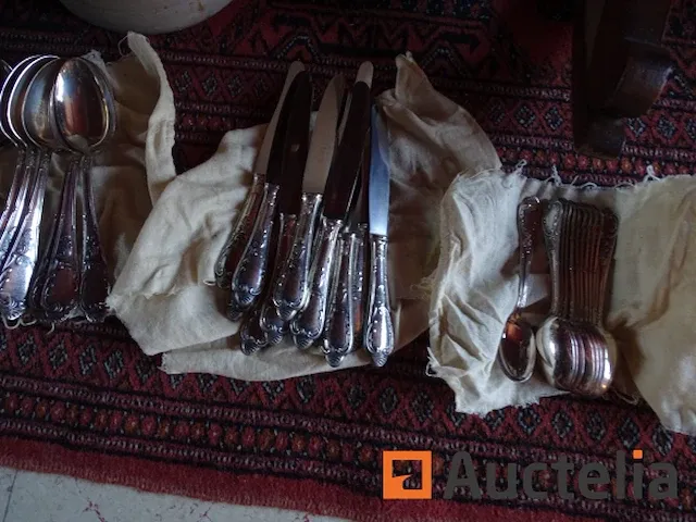 Tapijt, kleine meubilair, bestek - afbeelding 10 van  23