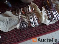 Tapijt, kleine meubilair, bestek - afbeelding 13 van  23
