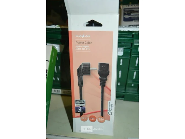 Tapijt reiniger, ±18 imao doekjes, carcharger samsung, 3x comma stream , kattengras - afbeelding 4 van  7
