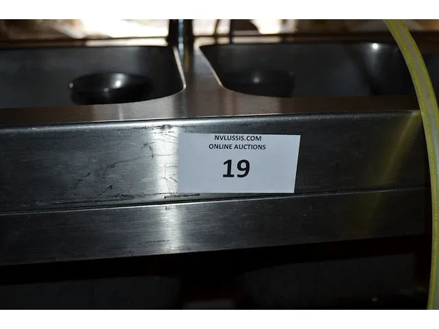 Taptoog met dubbele spoelbak en 2 tapkranen cornelius av-40h1/2 (1136) - afbeelding 6 van  11