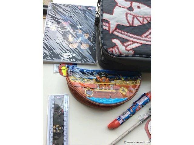 Tas sharky + - afbeelding 2 van  3