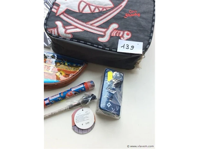 Tas sharky + - afbeelding 3 van  3