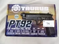 Taurus pt92 - afbeelding 3 van  3