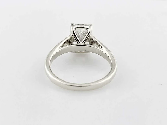 Taylor swift-geïnspireerde 2.04ct in het laboratorium gekweekte diamanten verlovingsring - afbeelding 5 van  9