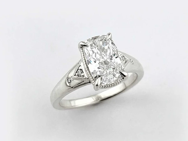 Taylor swift-geïnspireerde 2.04ct in het laboratorium gekweekte diamanten verlovingsring - afbeelding 8 van  9