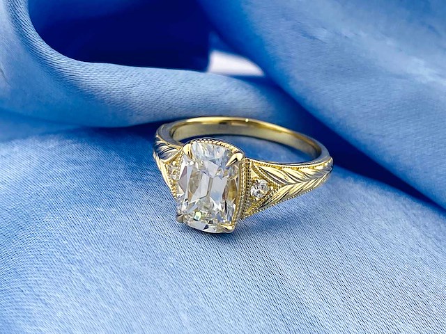 Taylor swift-geïnspireerde 2.14ct in het laboratorium gekweekte diamanten verlovingsring - afbeelding 11 van  11