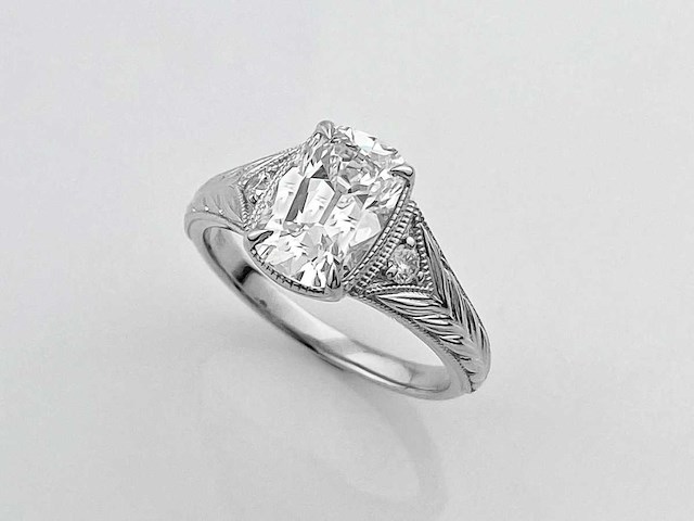 Taylor swift-geïnspireerde 2.14ct in het laboratorium gekweekte diamanten verlovingsring - afbeelding 2 van  11