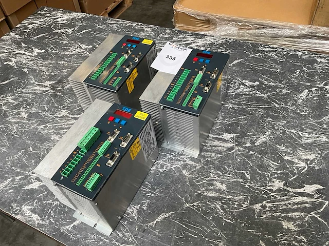 Tde dmbl diverse servo drive (3x) - afbeelding 1 van  8