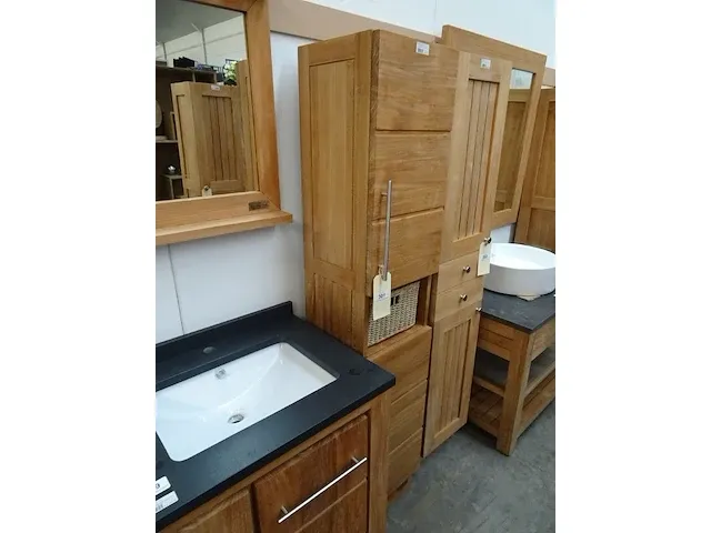 Teak-line kolomkast new versailles 2 deuren met nis rechts - afbeelding 2 van  7