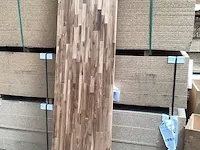 Teak - afbeelding 1 van  1