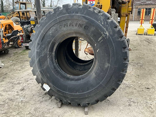 Techking radial banden dumper - afbeelding 2 van  12