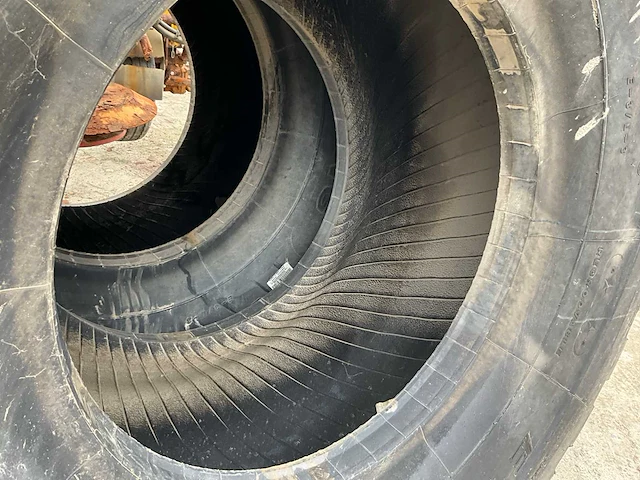 Techking radial banden dumper - afbeelding 12 van  12