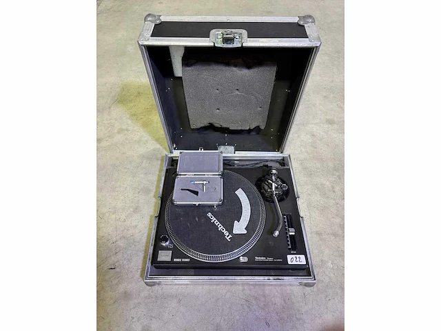 Technics - sl-1210mkii - platenspeler - afbeelding 1 van  2