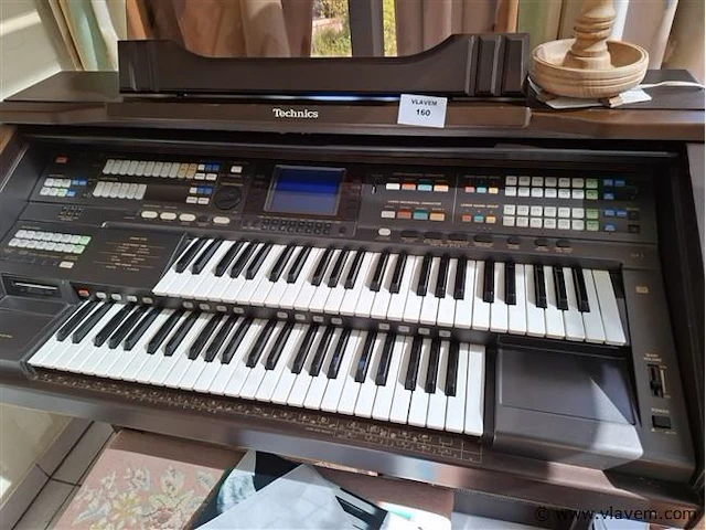 Technics orgel - afbeelding 1 van  3