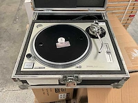 Technics sl1200 in flight case - afbeelding 1 van  3