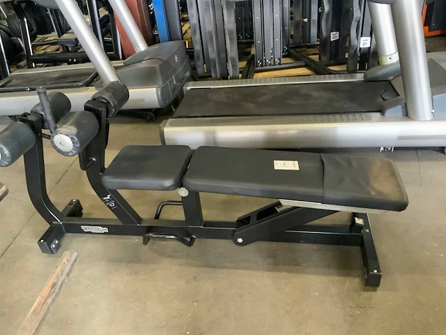 Technogym - abdominal crunch bench - power station - afbeelding 2 van  4