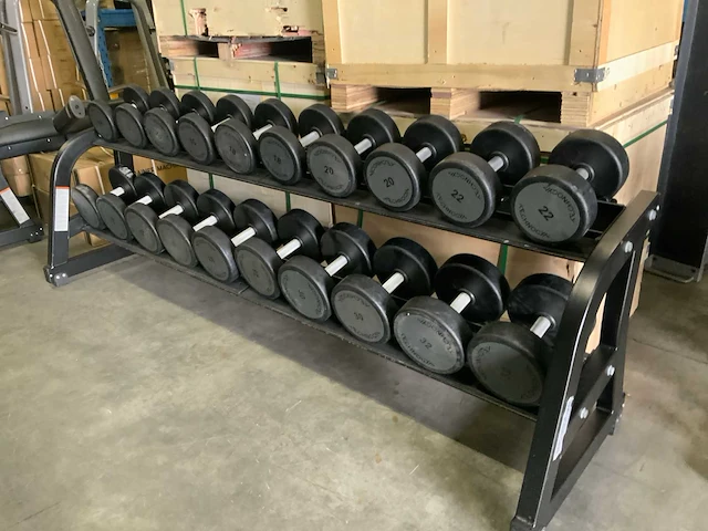 Technogym - dumbbells met pure rek - 14;16;18;20;22;24;26;28;30;32kg - power station - afbeelding 2 van  9