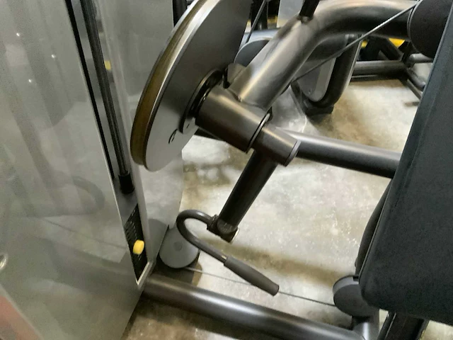 Technogym - element - armcurl - power station - afbeelding 4 van  5