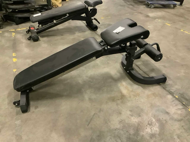 Technogym - element adjustable - bench - power station - afbeelding 5 van  5