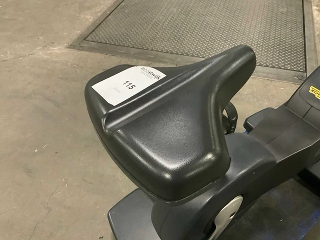 Technogym - excite+ new +bike - 500 led - home trainer - afbeelding 2 van  7