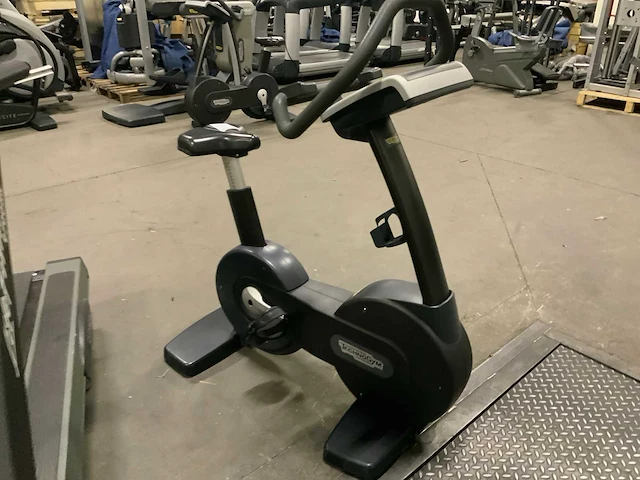 Technogym - excite+ new bike - 500 led - home trainer - afbeelding 6 van  6
